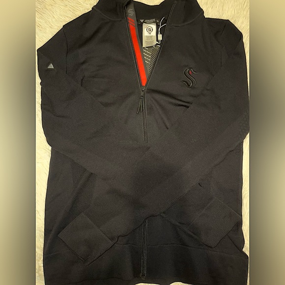 Seattle Kraken Red Eye Womens Breaker FZ WMD. Brand new with tags - Picture 1 of 5